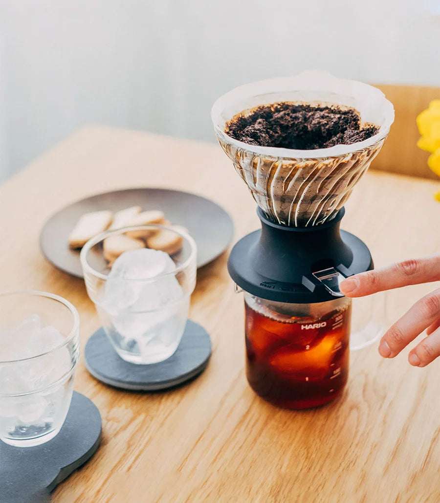 Hario V60 Switch 02 – Glass Immersion Dripper (Black)
