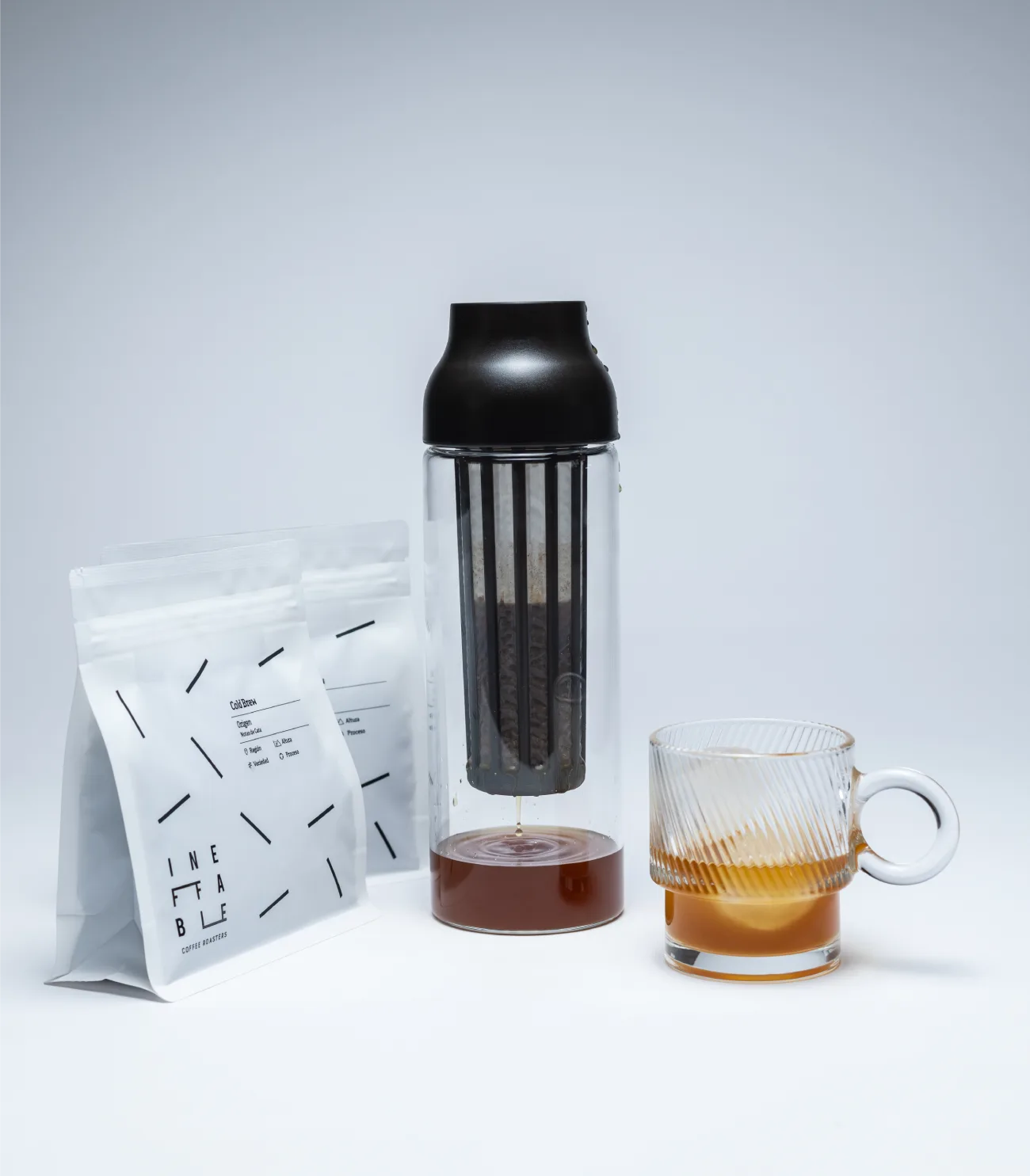 Kinto Capsule 1L Pack + 2x250gr Cold Brew coffee