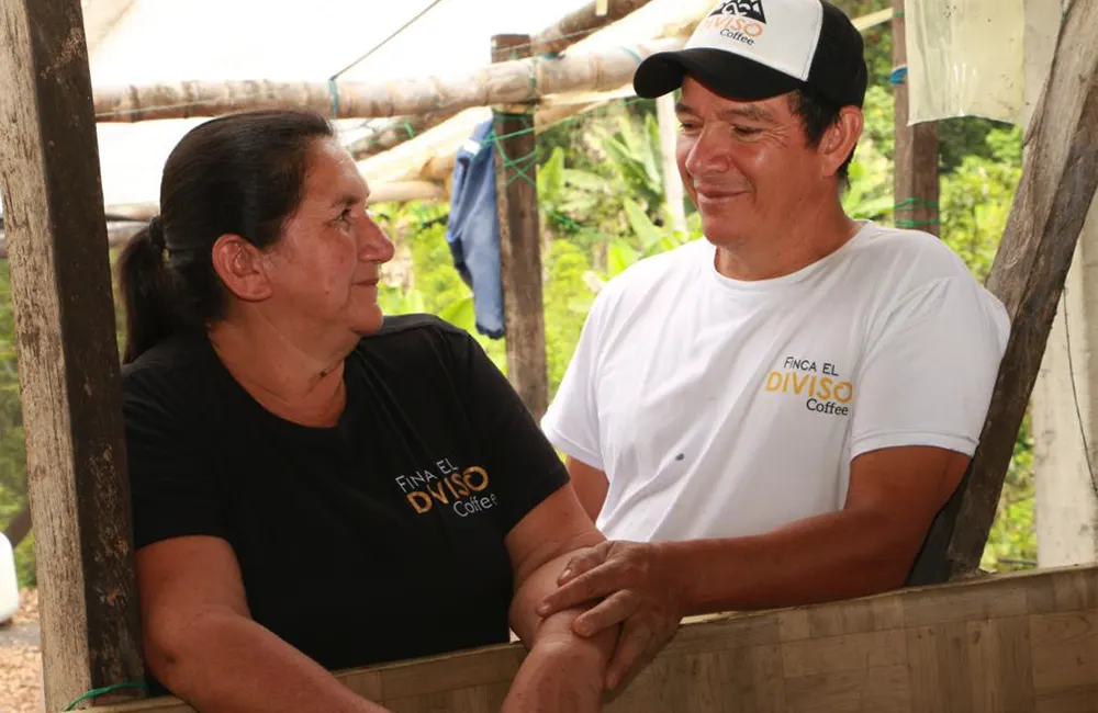 Propietarios de la finca el diviso de café de especialidad en Huila, Colombia